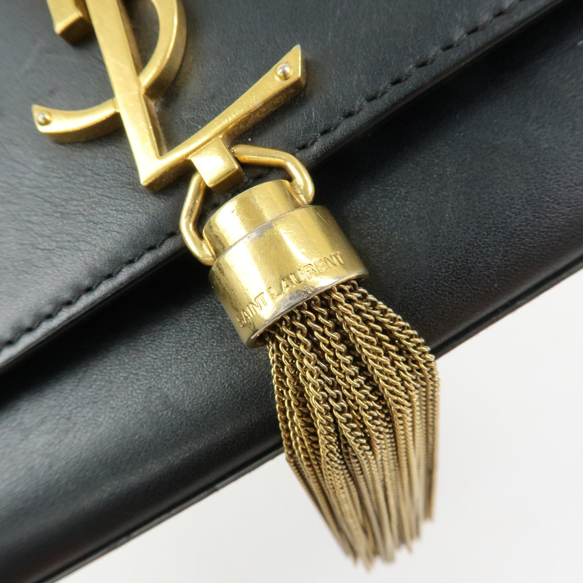 Saint Laurent Classic Monogram Tassel Leather Black Leather Crossbody Bag Bag (Pre-Owned)
