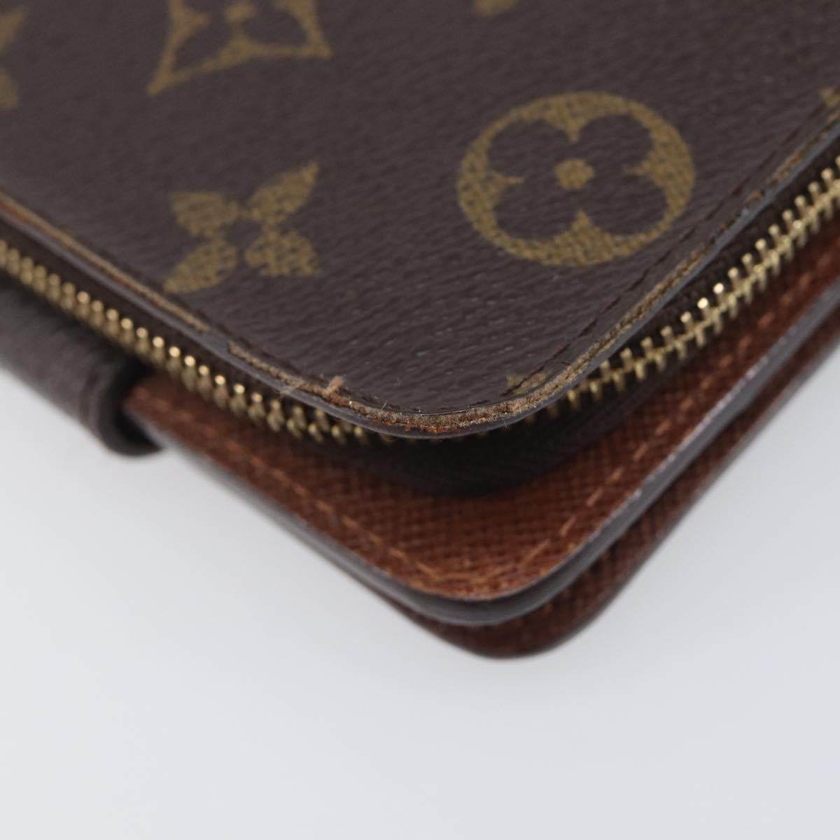 Louis Vuitton Compact Zippe Monogram Canvas Brown Canvas Wallets Accessory (Pre-Owned)