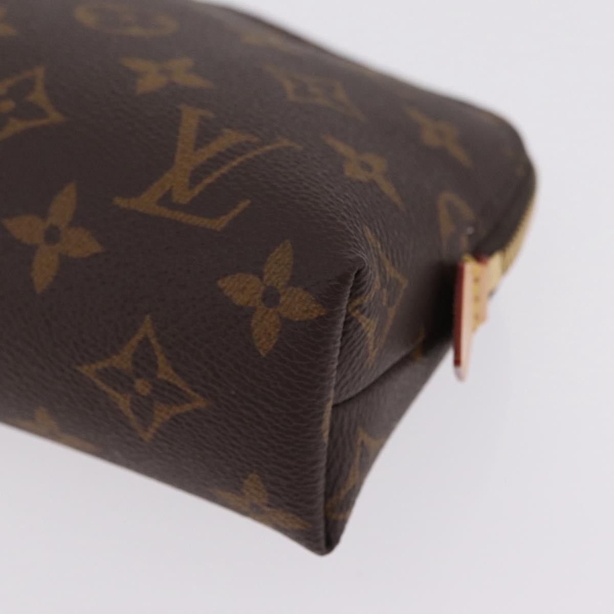 Louis Vuitton Cosmetic Monogram Canvas Brown Canvas Toiletry Case Accessory (Pre-Owned)