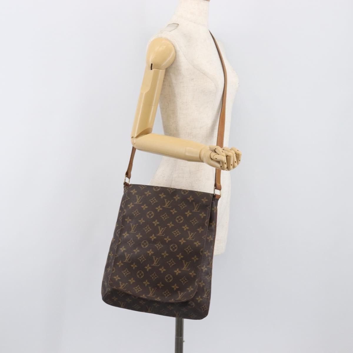 Louis Vuitton Musette Monogram Brown Canvas Shoulder Bag Bag (Pre-Owned)