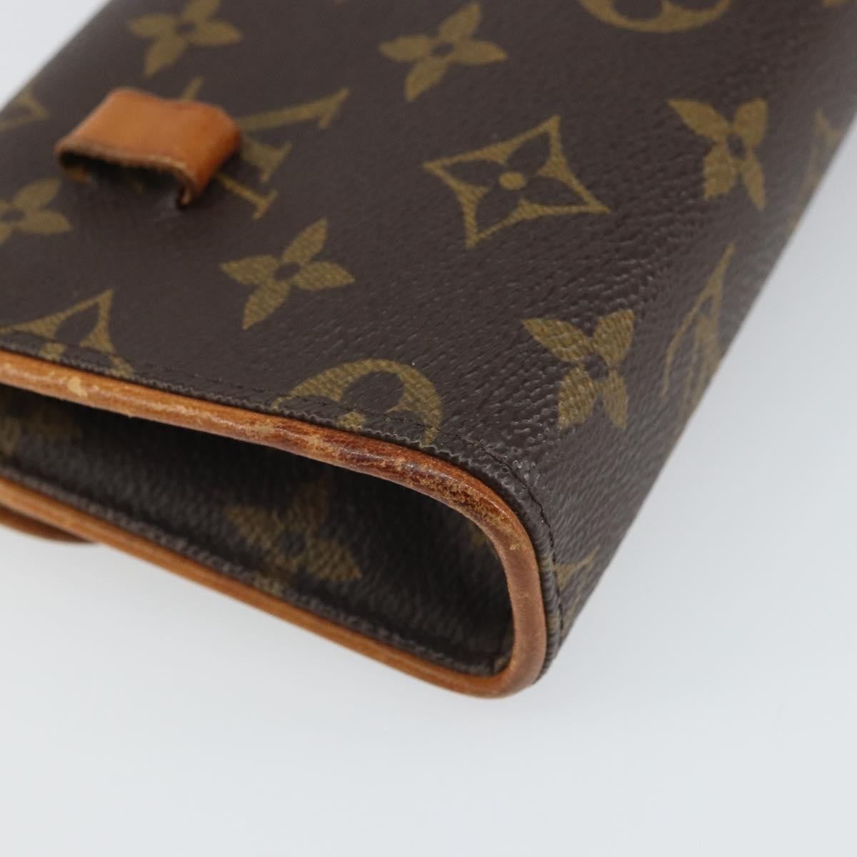 Louis Vuitton Florentine Waist Monogram Canvas Brown Canvas Clutche & Pouche Bag (Pre-Owned)