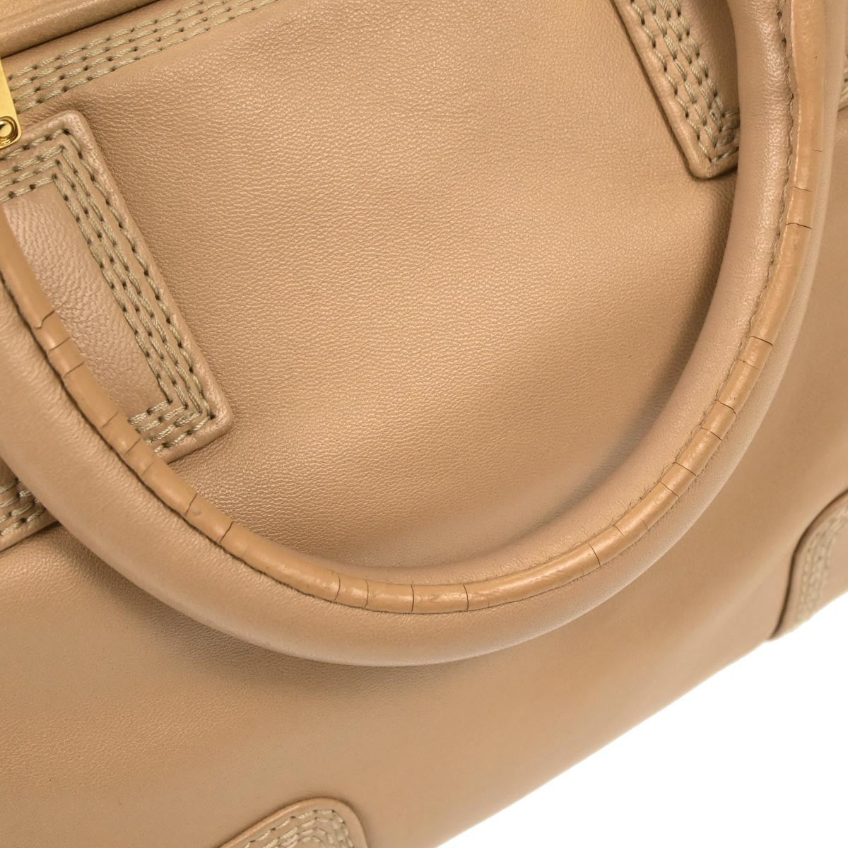 Loewe Amazona Leather Beige Leather Handbag (Pre-Owned)