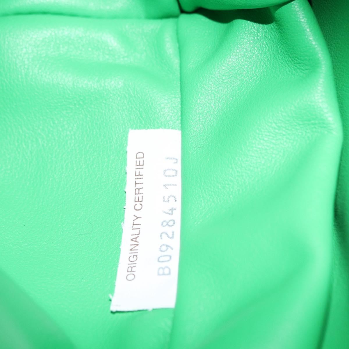 Bottega Veneta Bv Twist Leather Green Leather Handbag (Pre-Owned)