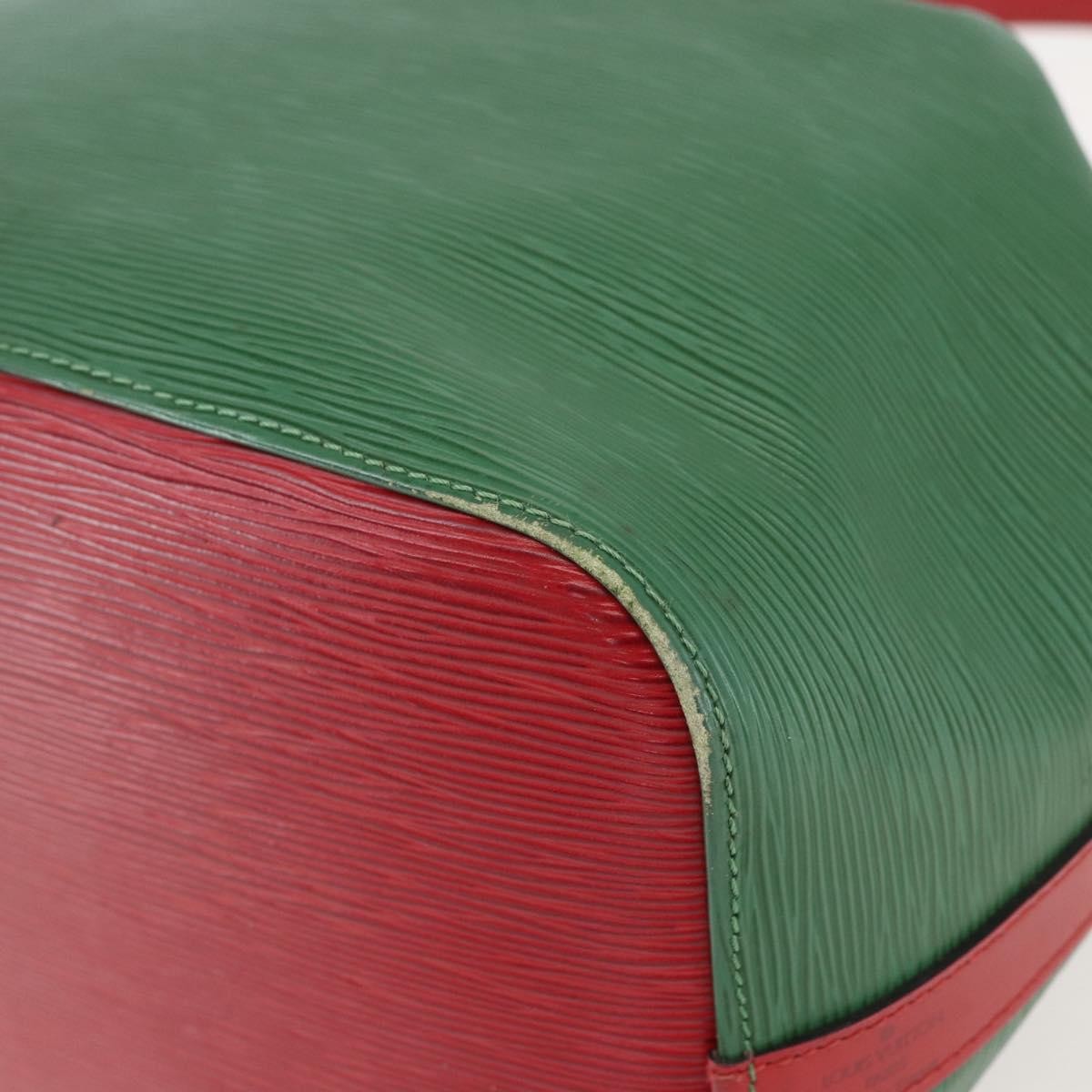 Louis Vuitton Bicolor Petit Noe Epi Leather Green Leather Shoulder Bag Bag (Pre-Owned)