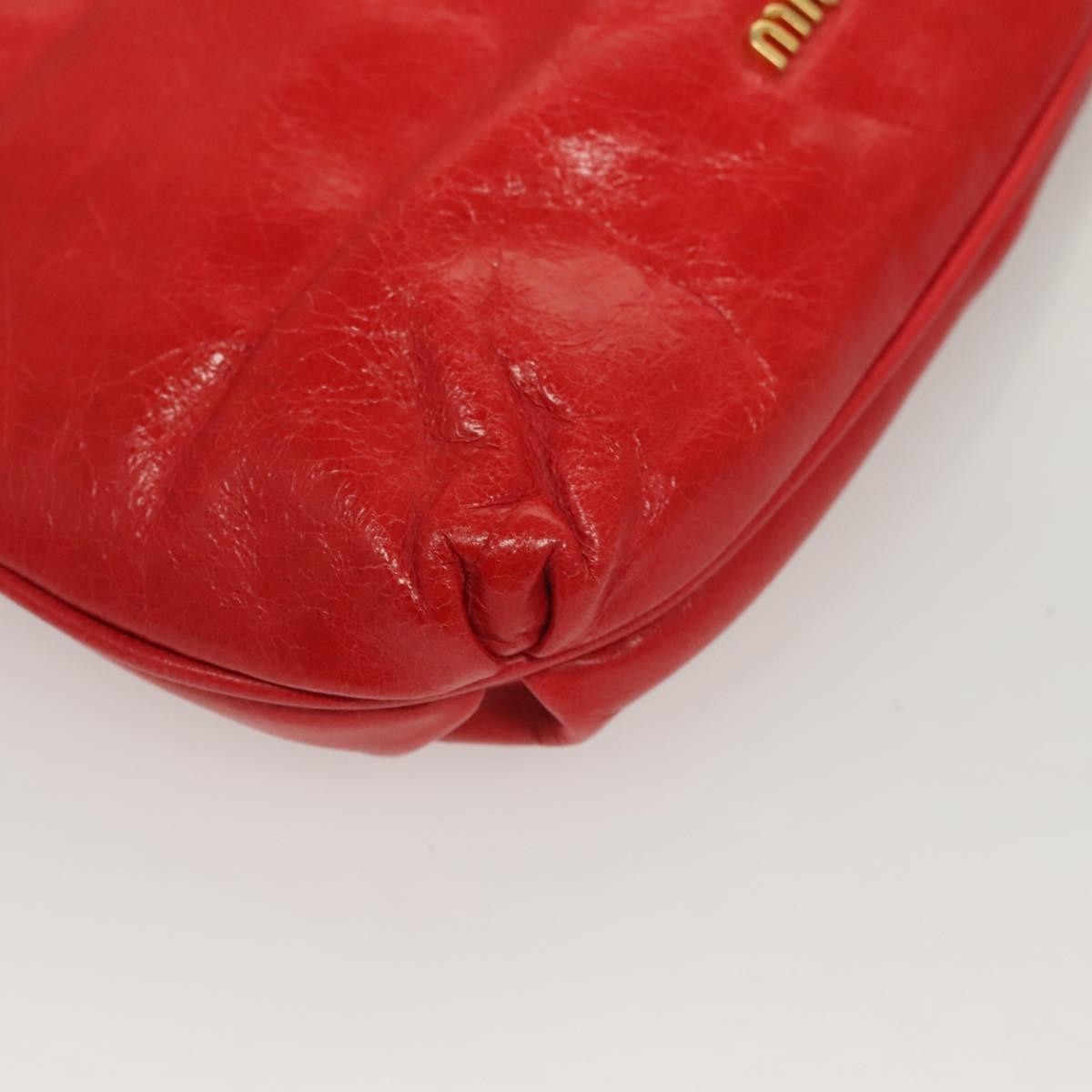 Miu Miu Zip Wristlet Leather Red Leather Clutche & Pouche Bag (Pre-Owned)