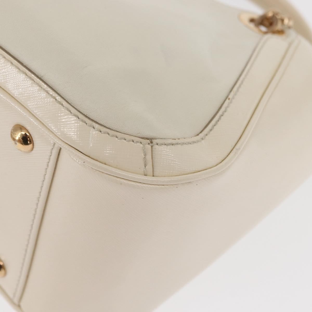 Salvatore Ferragamo Betulla Chain Tote Leather White Leather Handbag (Pre-Owned)