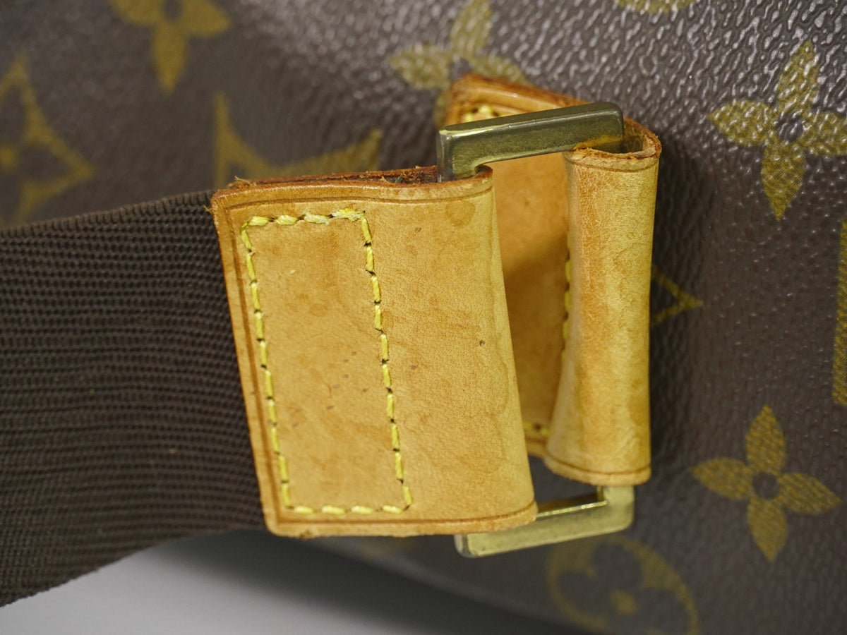 Louis Vuitton Abbesses Messenger Monogram Canvas Brown Canvas Shoulder Bag Bag (Pre-Owned)