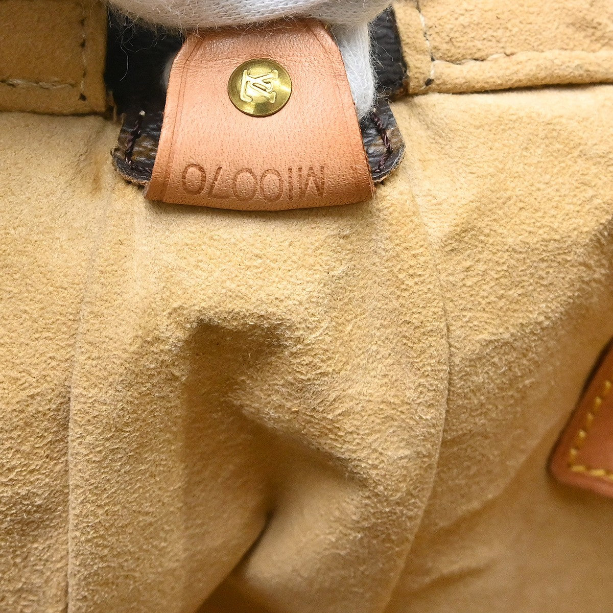 Louis Vuitton Monogram Looping Monogram Canvas Brown Canvas Shoulder Bag Bag (Pre-Owned)