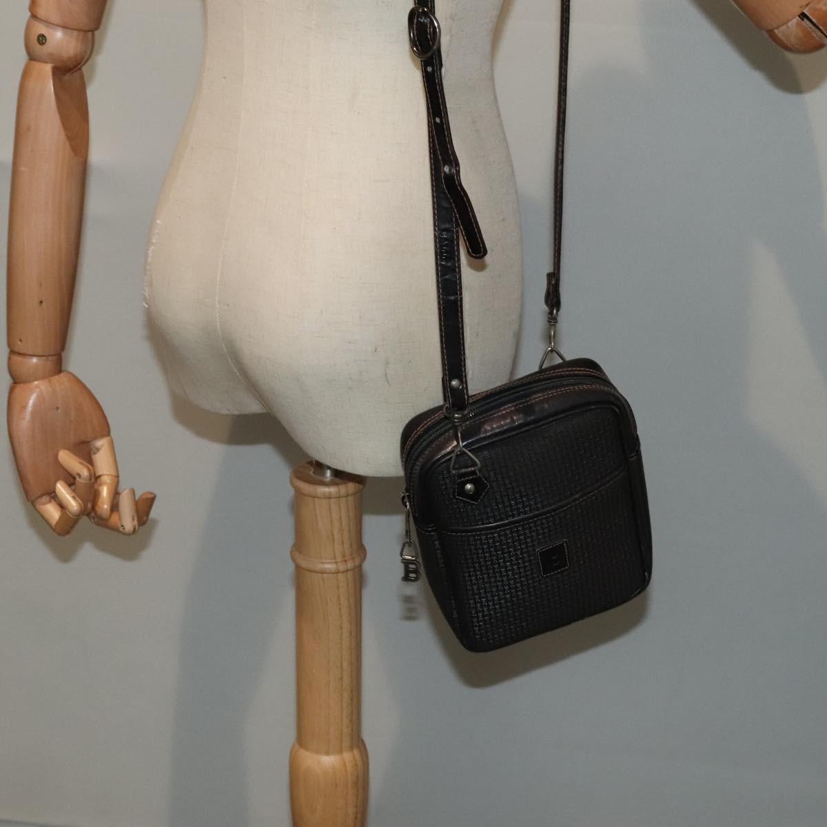 Bally Vintage Pvc And Leather Black Pvc Shoulder Bag Bag (Pre-Owned)