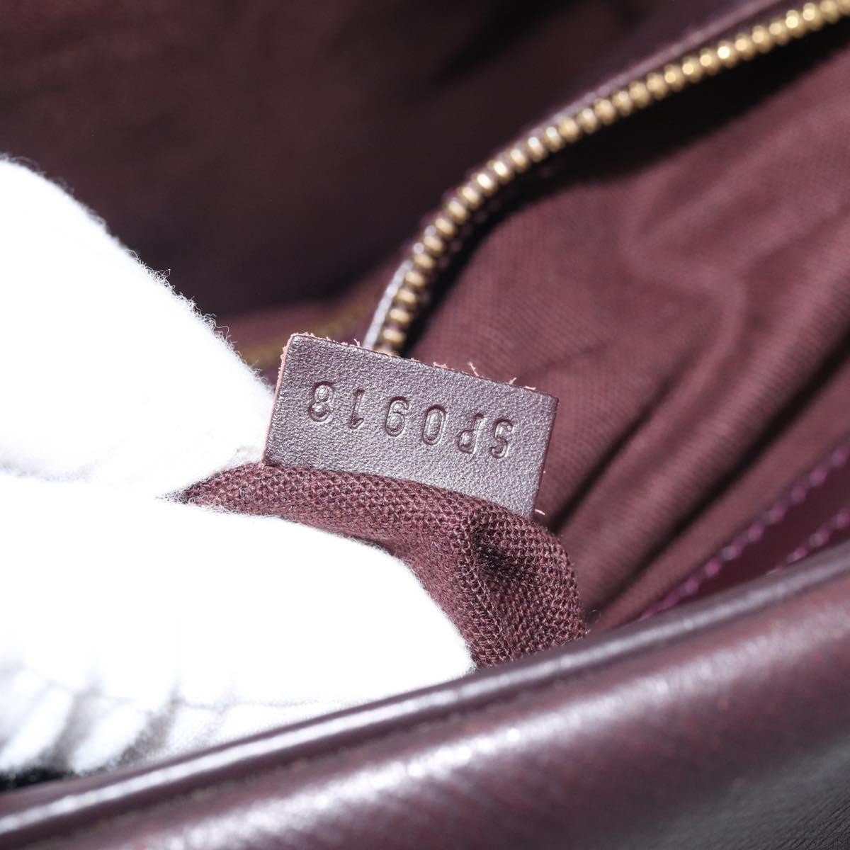 Louis Vuitton Reporter Taiga Leather Burgundy Leather Shoulder Bag Bag (Pre-Owned)