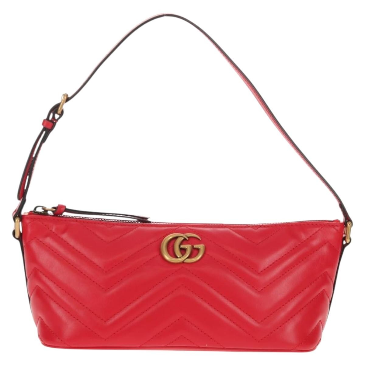Gucci Gg Marmont Pochette Shoulder Matelasse Leather Red Leather Clutche & Pouche Bag (Pre-Owned)