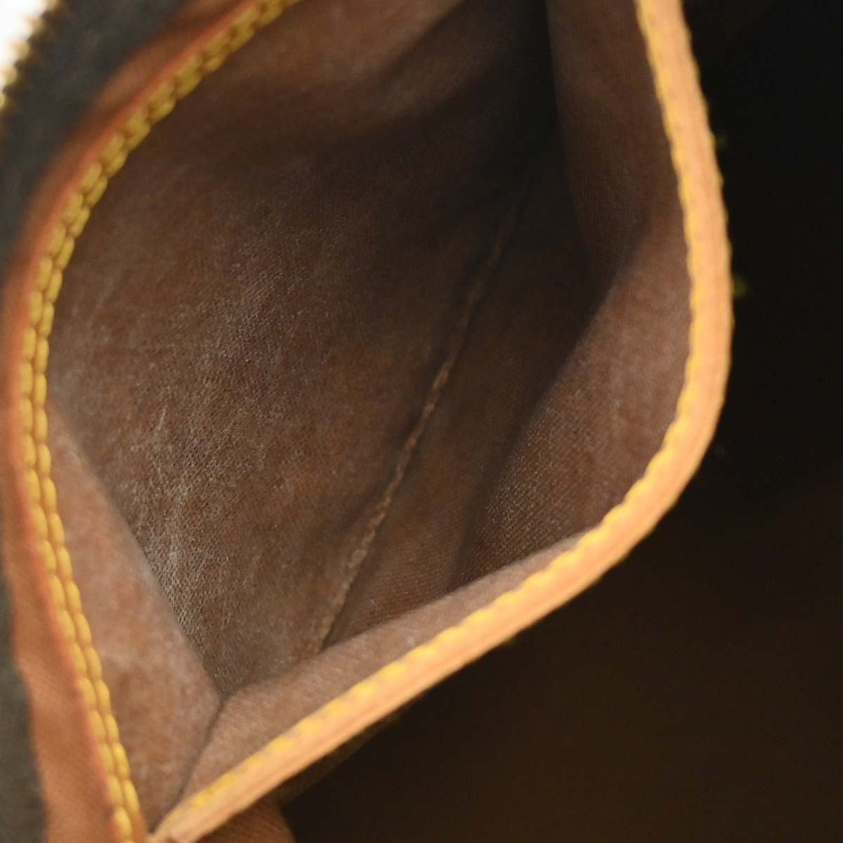 Louis Vuitton Speedy Monogram Canvas Brown Canvas Handbag (Pre-Owned)
