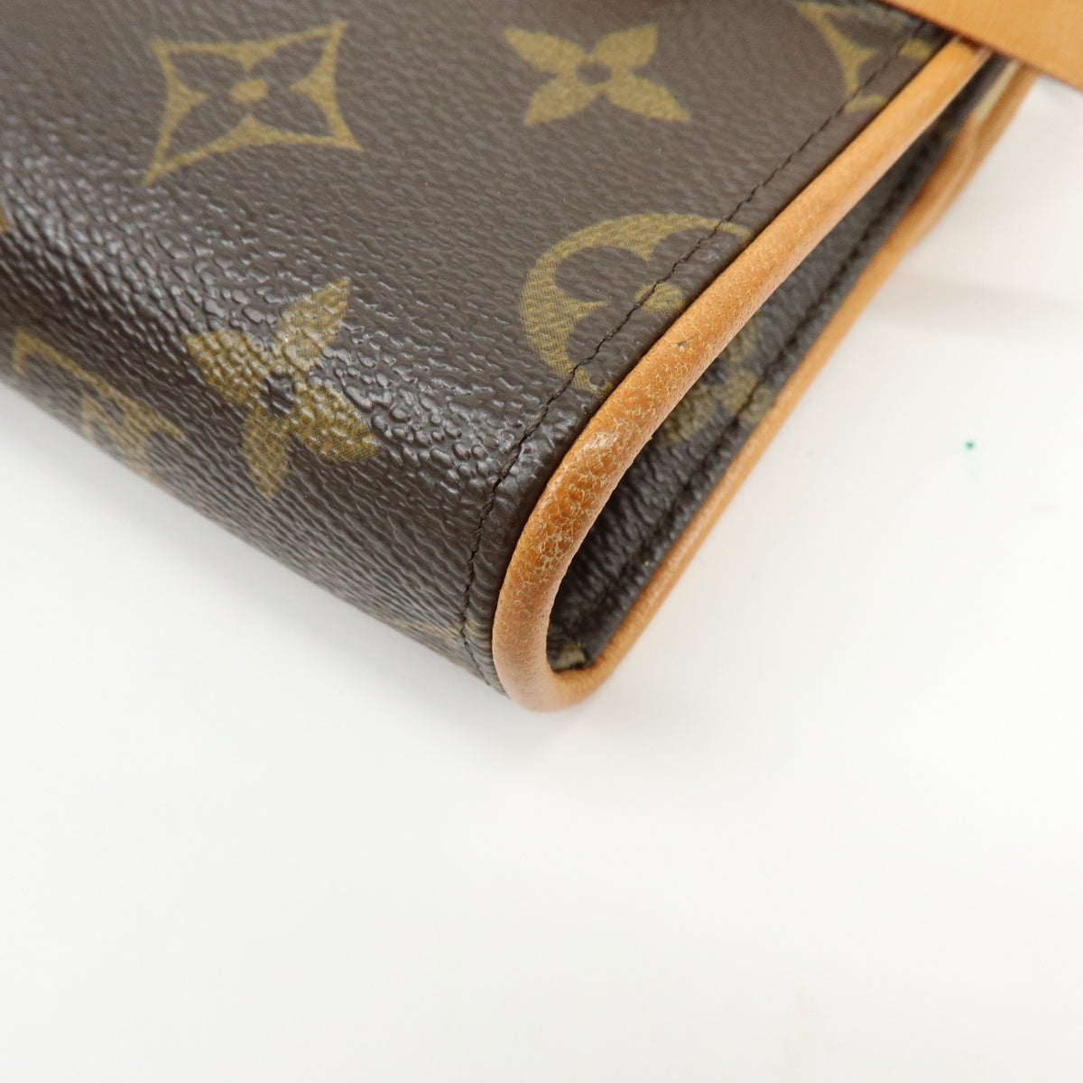 Louis Vuitton Florentine Waist Monogram Canvas Brown Canvas Handbag (Pre-Owned)