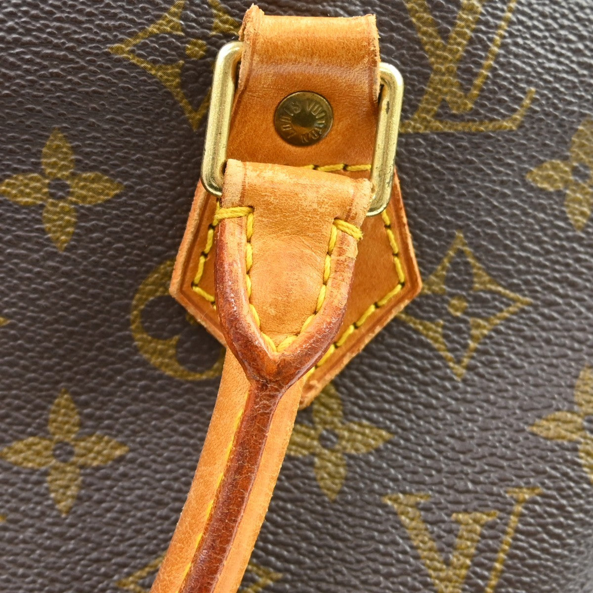 Louis Vuitton Alma Monogram Brown Canvas Handbag (Pre-Owned)