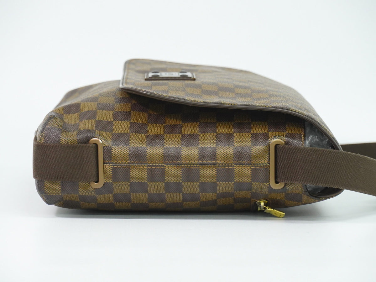 Louis Vuitton Brooklyn Damier Ebene Brown Canvas Shoulder Bag Bag (Pre-Owned)