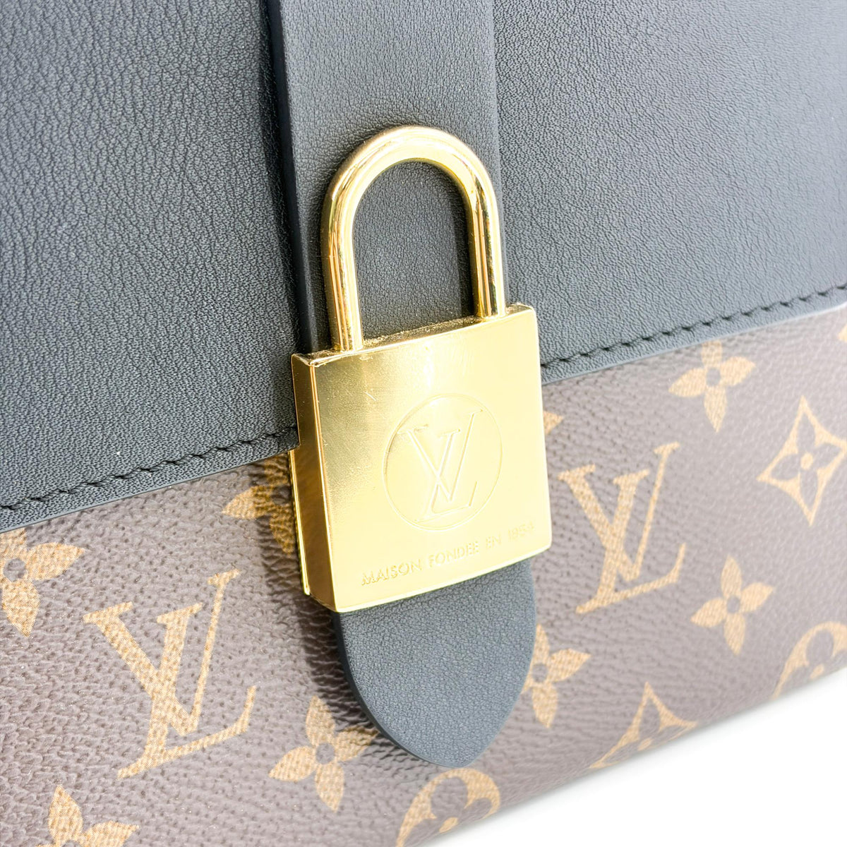 Louis Vuitton Locky Monogram Canvas With Leather Black Canvas Handbag (Pre-Owned)