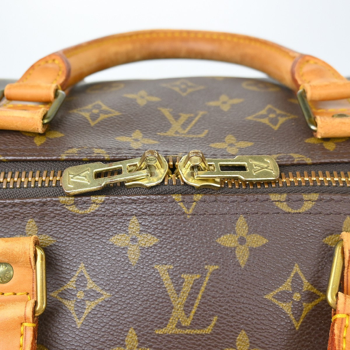 Louis Vuitton Keepall Monogram Canvas Brown Canvas Travel Bag Bag (Pre-Owned)
