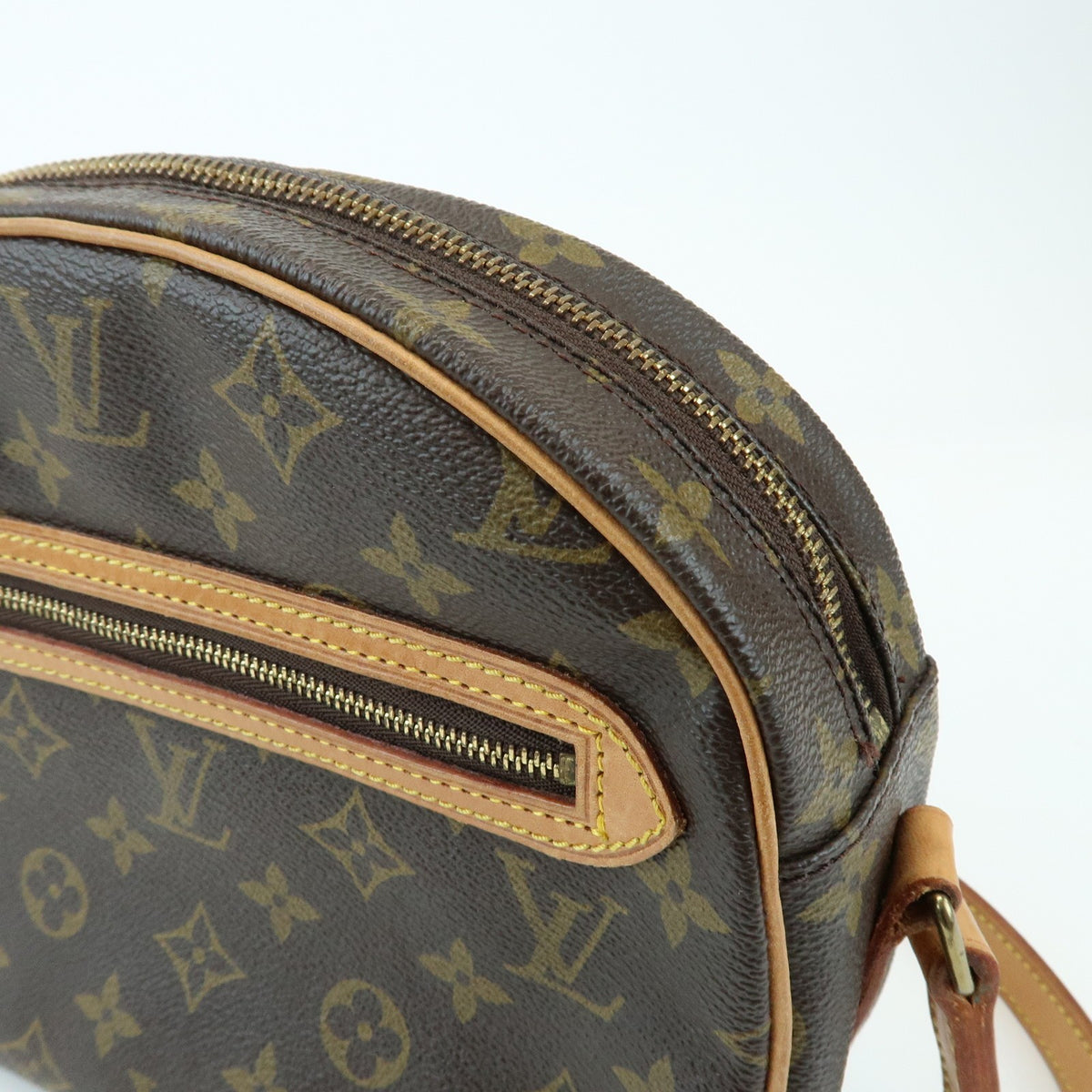 Louis Vuitton Senlis Monogram Canvas Brown Canvas Shoulder Bag Bag (Pre-Owned)