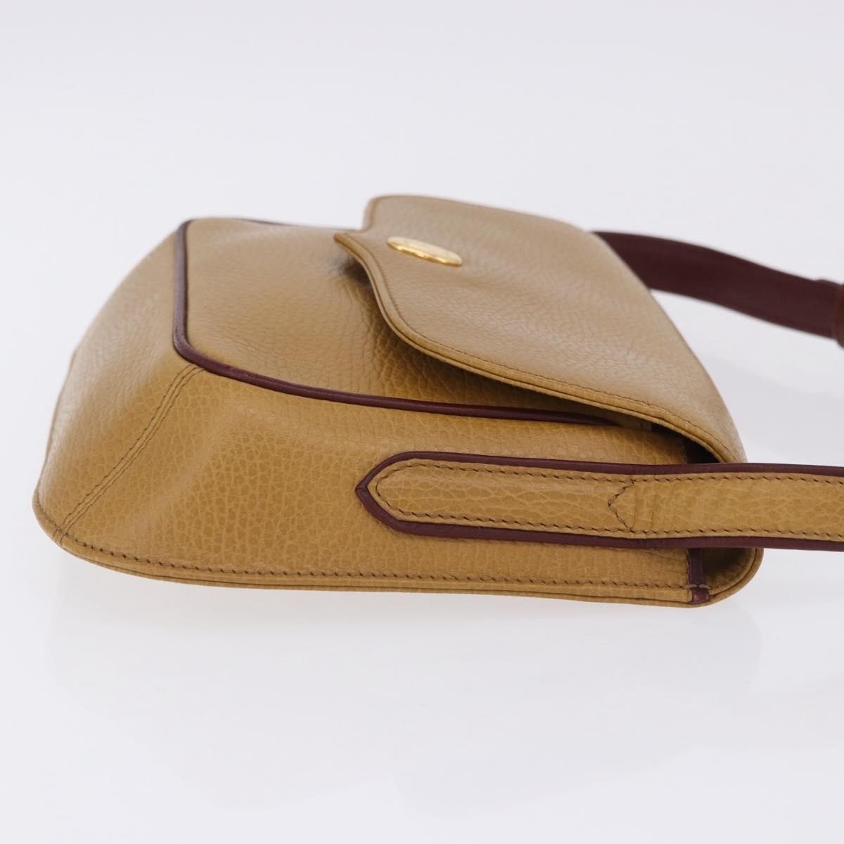 Cartier Must De Cartier Leather Beige Leather Shoulder Bag Bag (Pre-Owned)