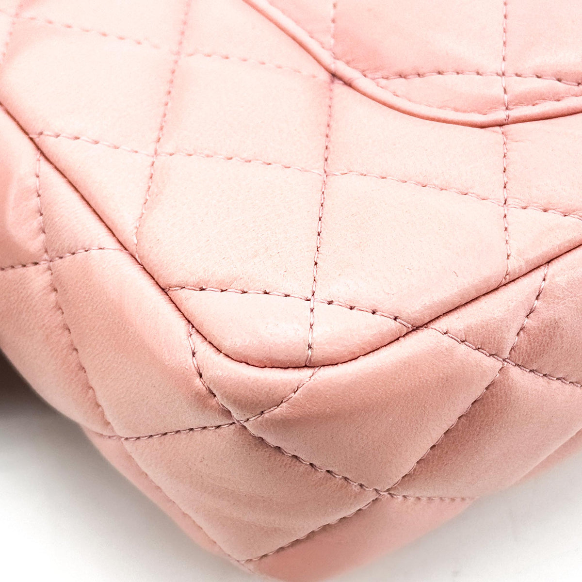 Chanel Classic Single Flap Quilted Lambskin Pink Leather Handbag (Pre-Owned)