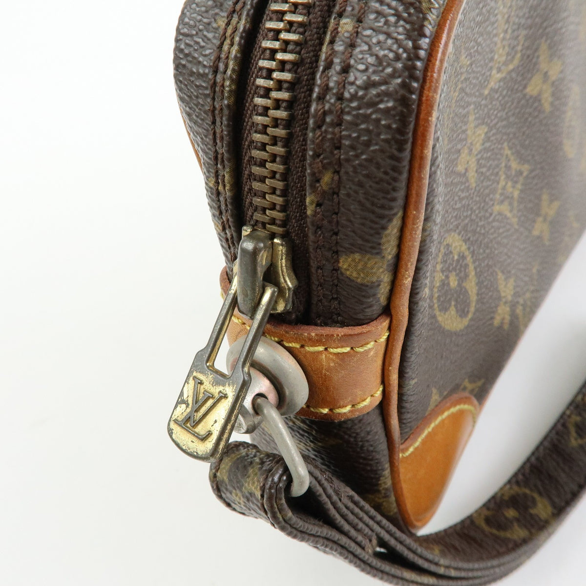 Louis Vuitton Marly Dragonne Clutch Monogram Canvas Brown Canvas Clutche & Pouche Bag (Pre-Owned)