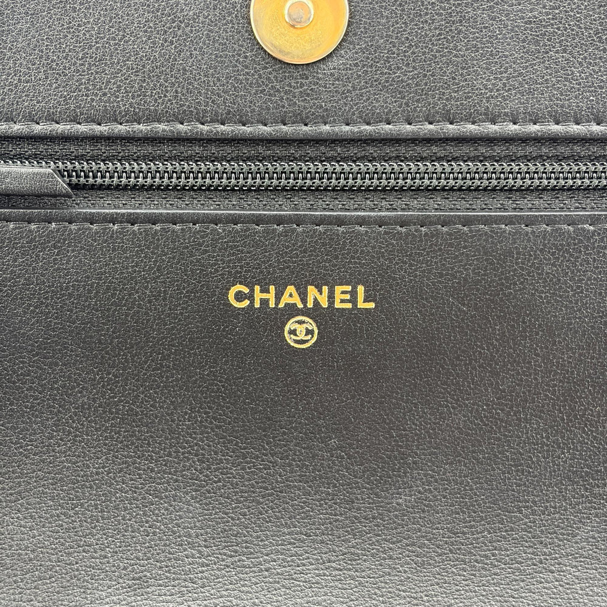 Chanel Wallet On Chain Shoulder Bag Chevron Patent Black Leather Shoulder Bag Bag (Pre-Owned)