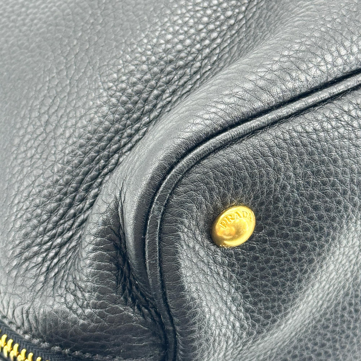Prada Side Zip Convertible Vitello Daino Black Leather Tote Bag Bag (Pre-Owned)