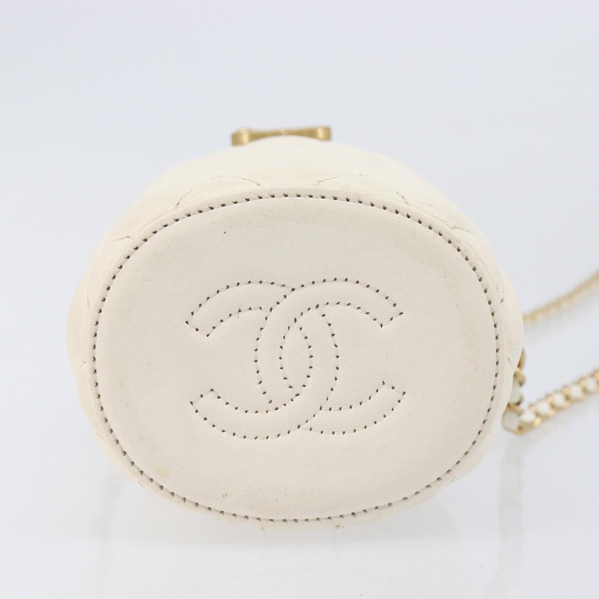 Chanel Crown Box Vanity Quilted Lambskin White Leather Handbag (Pre-Owned)