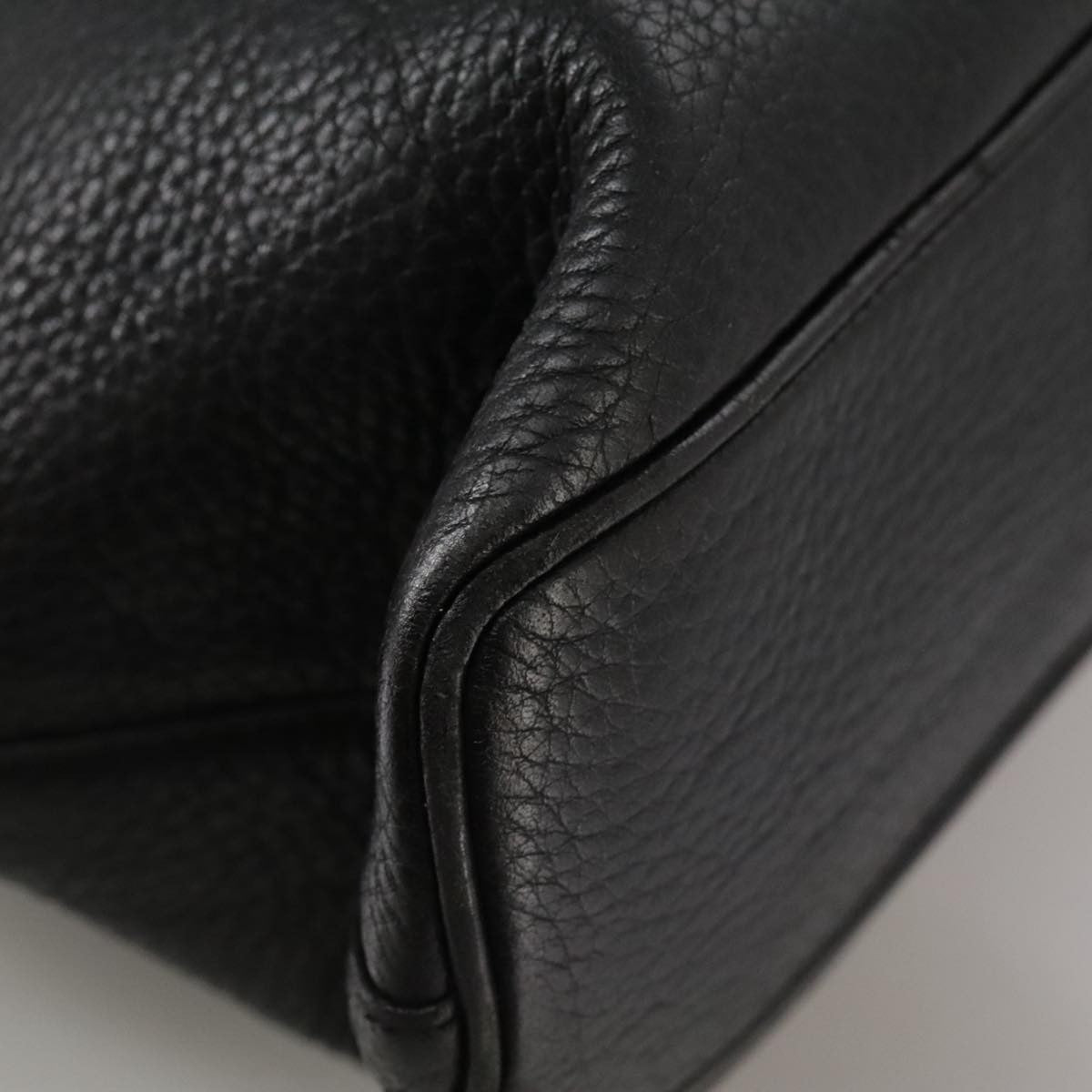 Burberry Handbag Leather Black Leather Handbag (Pre-Owned)