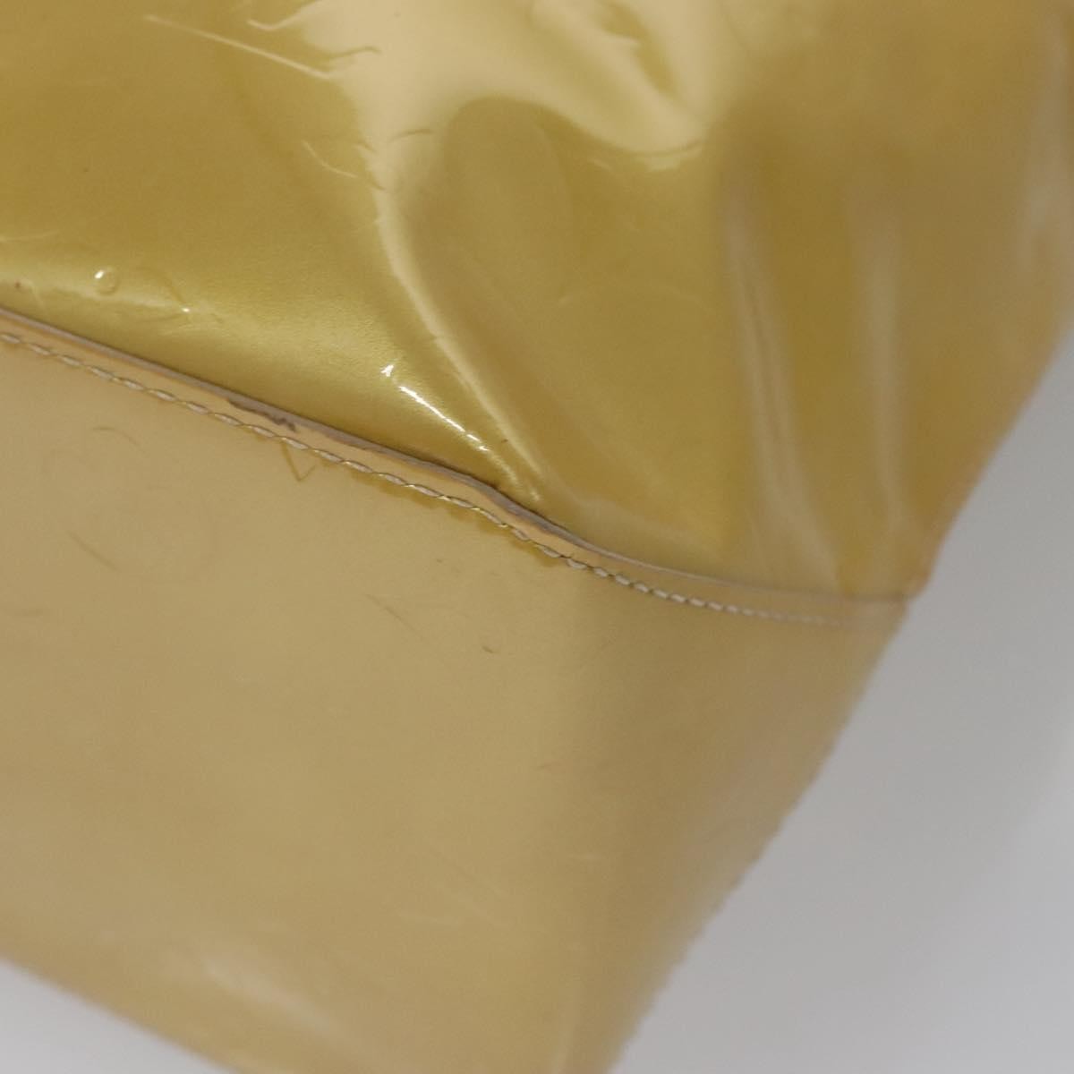 Louis Vuitton Reade Monogram Vernis Beige Patent_Leather Handbag (Pre-Owned)