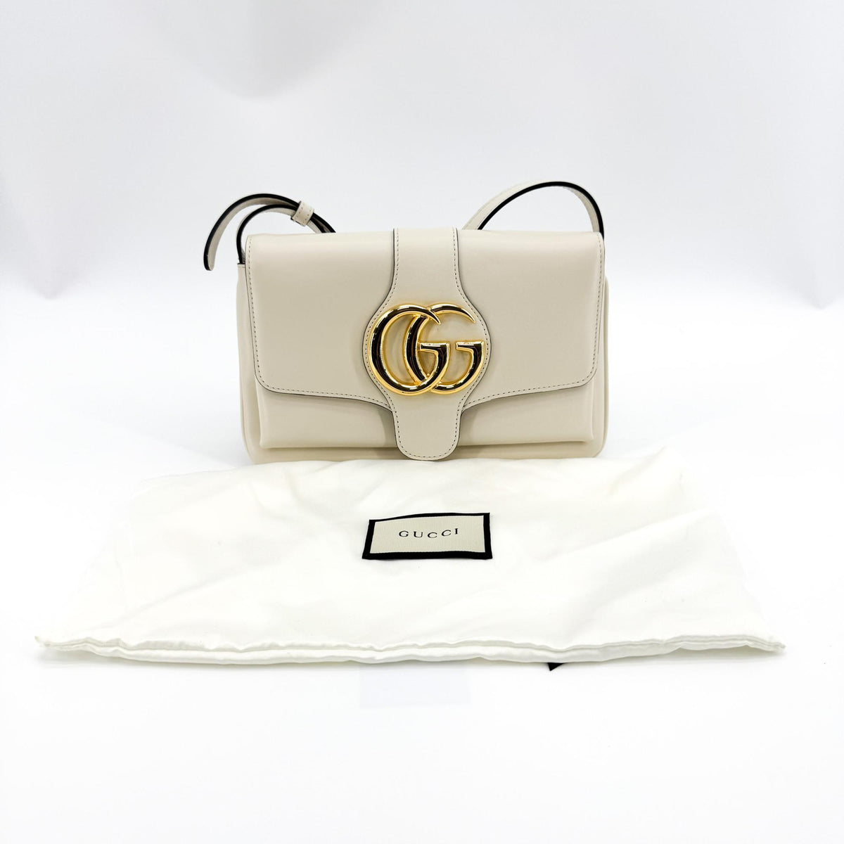 Gucci Arli Leather White Leather Shoulder Bag Bag (Pre-Owned)