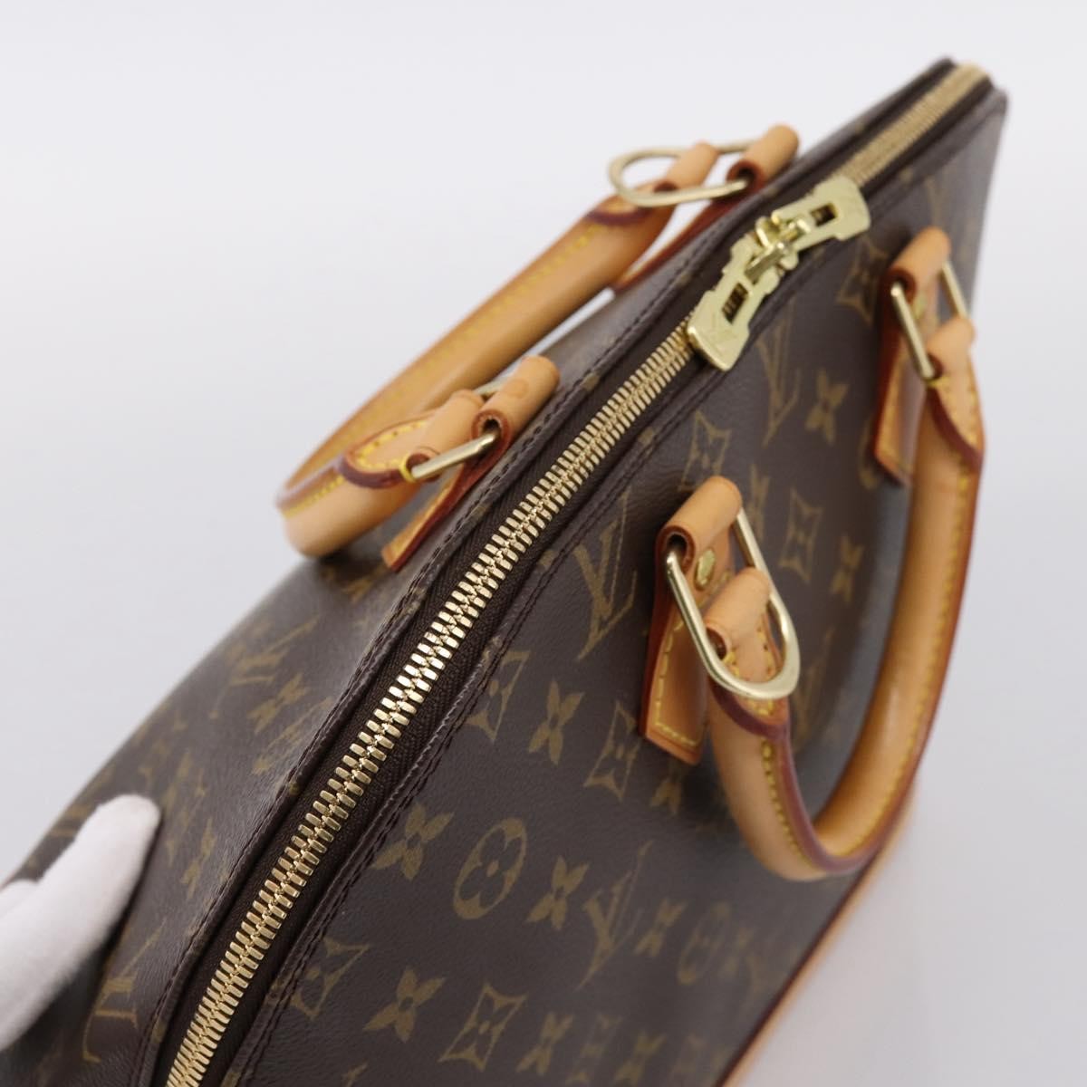 Louis Vuitton Alma Monogram Canvas Brown Canvas Handbag (Pre-Owned)
