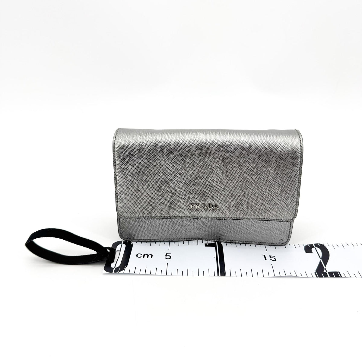 Prada Wallet On Strap Saffiano Leather Silver Leather Crossbody Bag Bag (Pre-Owned)