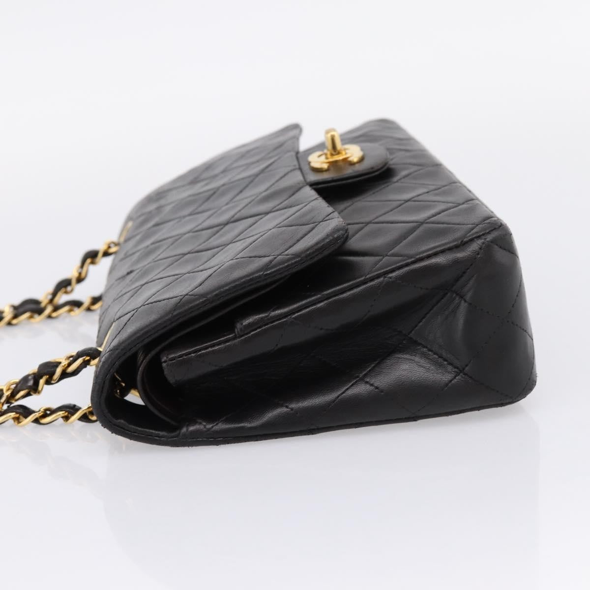 Chanel Classic Double Flap Quilted Lambskin Black Leather Shoulder Bag Bag (Pre-Owned)