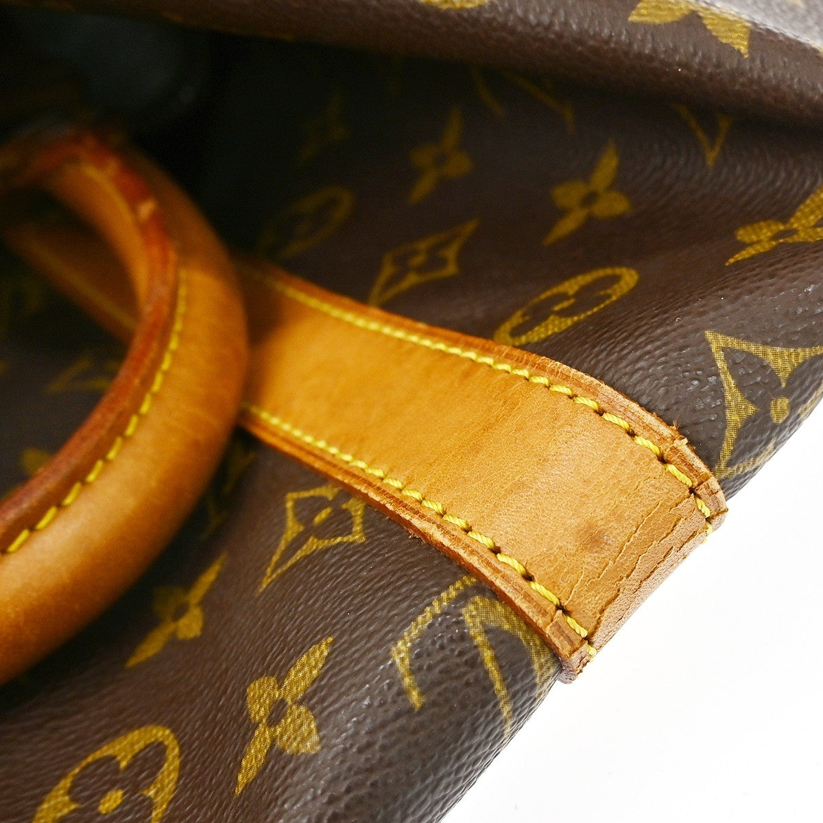 Louis Vuitton Keepall Bandoulière Monogram Brown Canvas Travel Bag Bag (Pre-Owned)