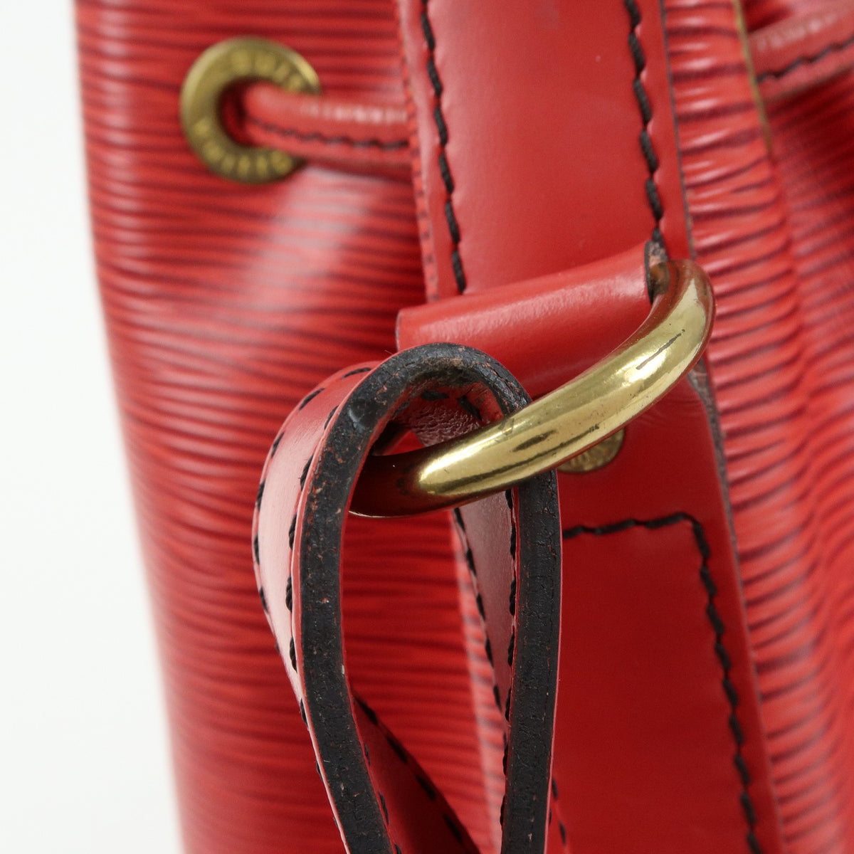 Louis Vuitton Petit Noe Epi Leather Red Leather Handbag (Pre-Owned)