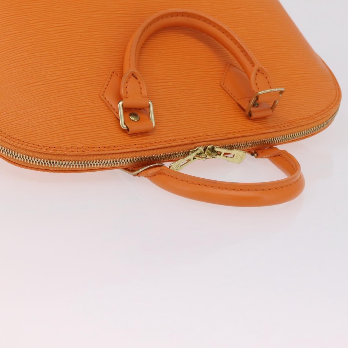 Louis Vuitton Alma Epi Leather Orange Leather Handbag (Pre-Owned)