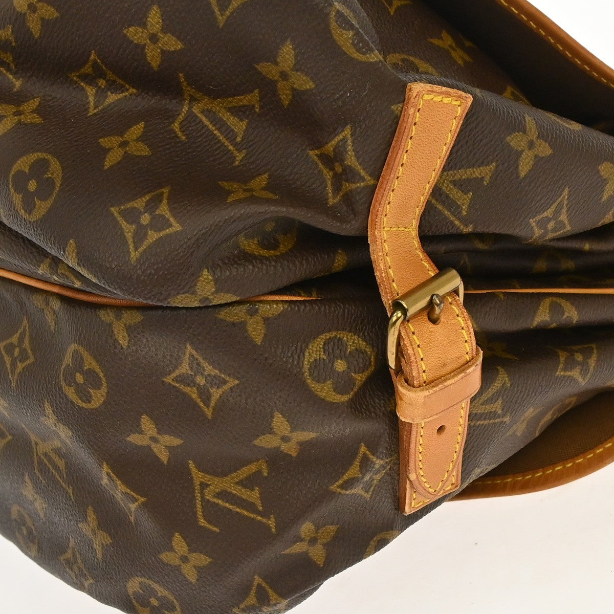 Louis Vuitton Saumur Monogram Canvas Brown Canvas Shoulder Bag Bag (Pre-Owned)