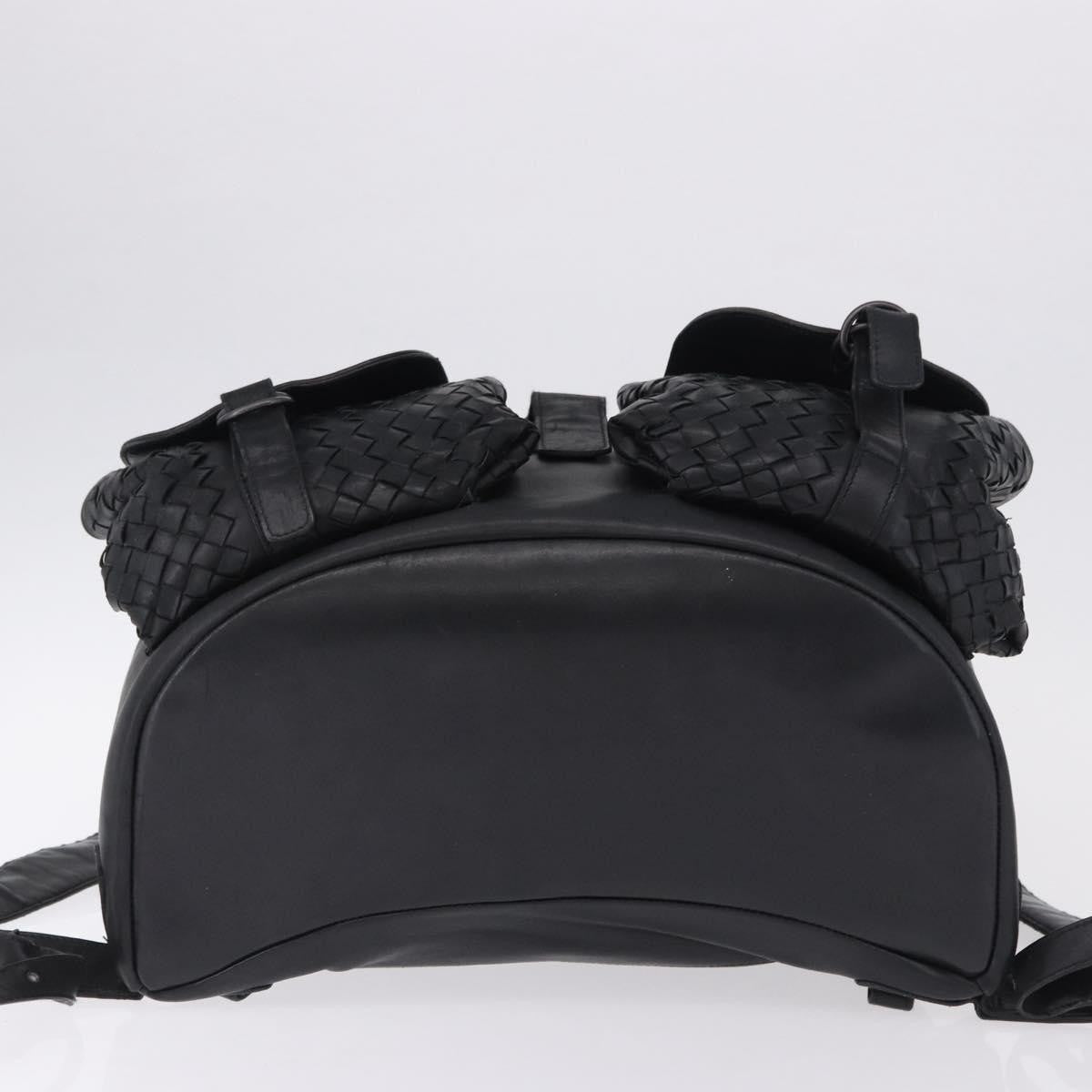 Bottega Veneta Intrecciato Leather Black Leather Backpack Bag (Pre-Owned)