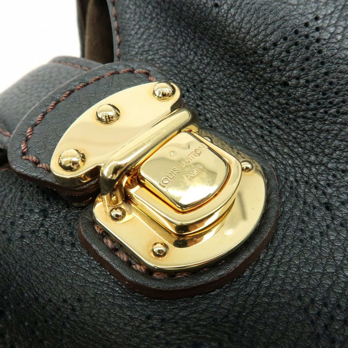 Louis Vuitton L Hobo Mahina Leather Black Leather Shoulder Bag Bag (Pre-Owned)