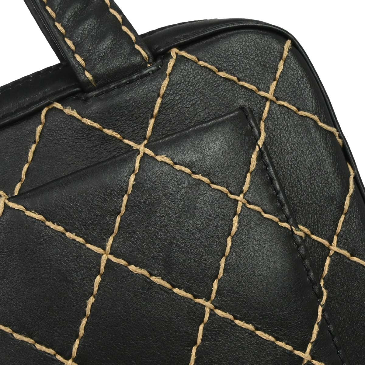 Chanel Surpique Zip Around Satchel Quilted Leather Black Leather Handbag (Pre-Owned)