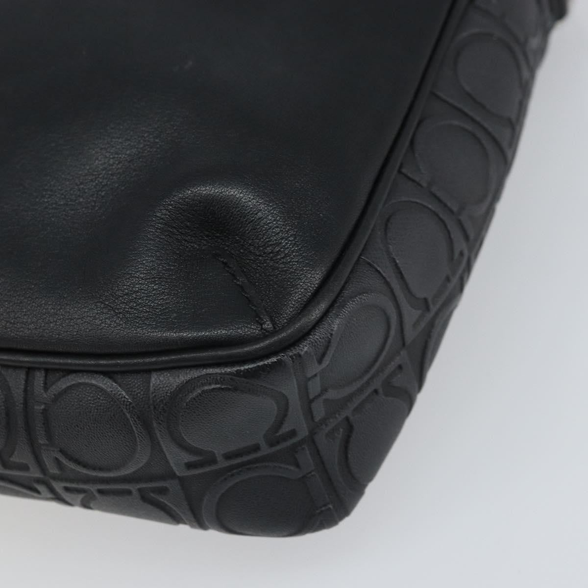 Salvatore Ferragamo Gancini Leather Black Leather Shoulder Bag Bag (Pre-Owned)