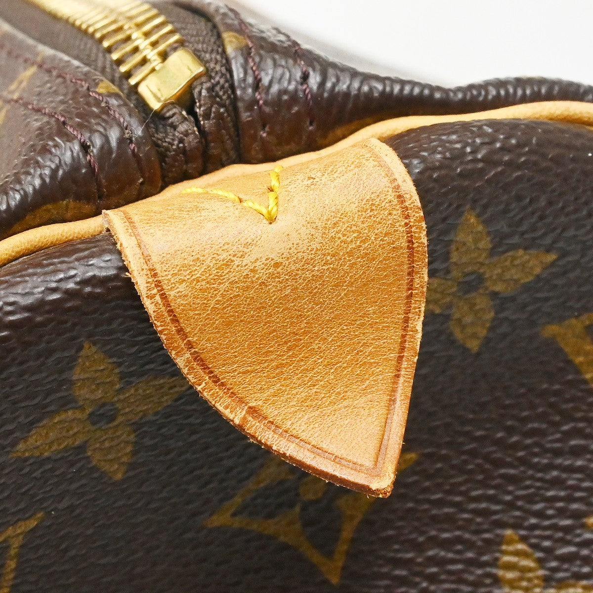 Louis Vuitton Keepall Monogram Brown Canvas Travel Bag Bag (Pre-Owned)