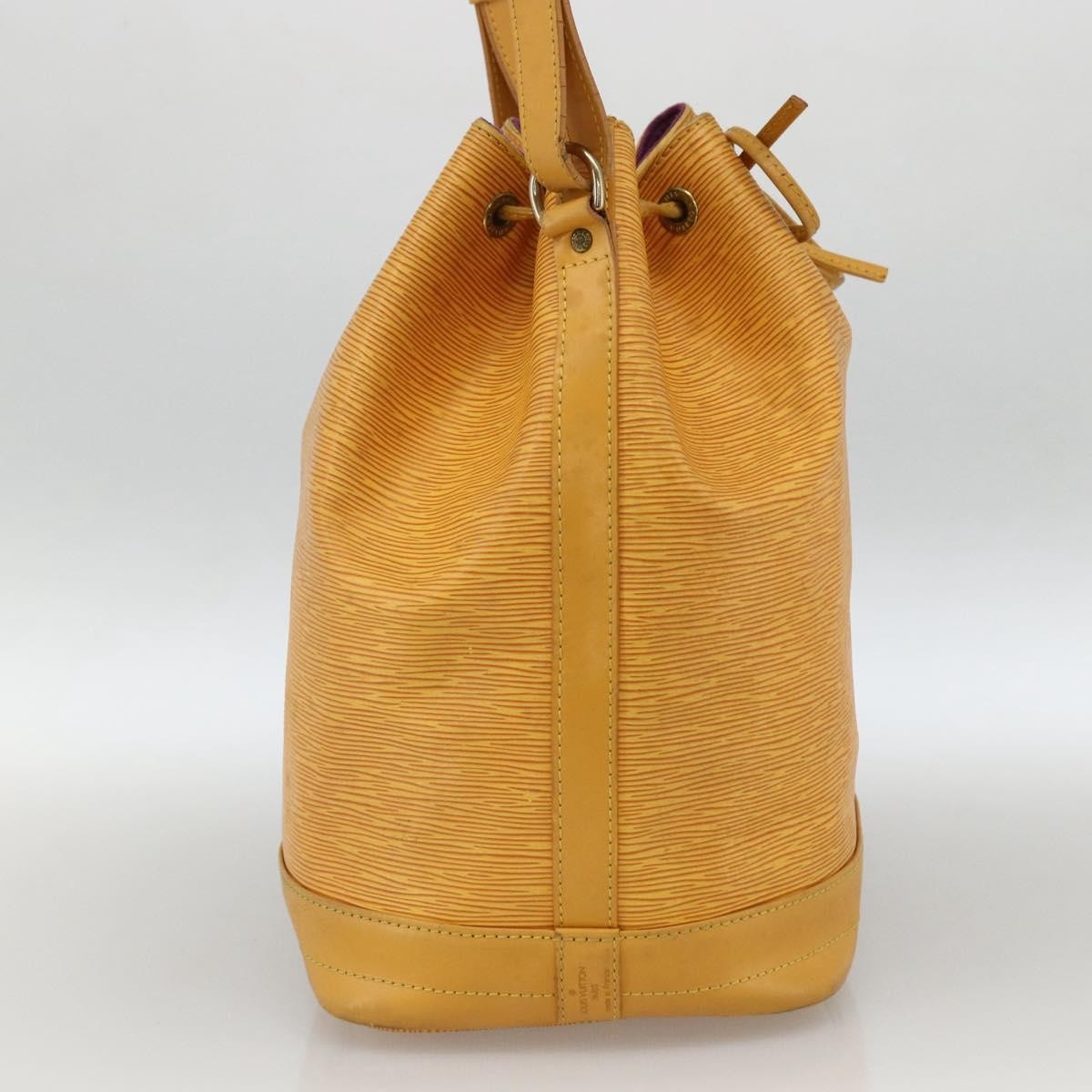 Louis Vuitton Noe Epi Leather Yellow Leather Shoulder Bag Bag (Pre-Owned)
