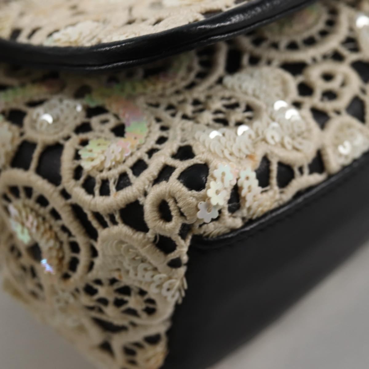 Chanel Floral Cc Flap Quilted Printed Silk White Leather Shoulder Bag Bag (Pre-Owned)