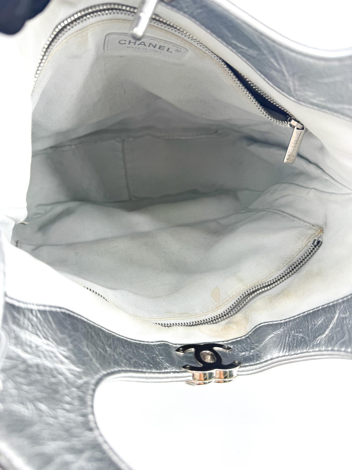 Chanel 31 Shopping Quilted Calfskin Silver Leather Handbag (Pre-Owned)