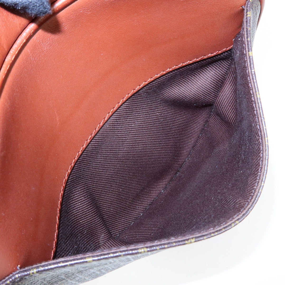 Saint Laurent Le Monogramme Coeur Monogram All Over Coated Canvas And Leather Brown Canvas Handbag (Pre-Owned)
