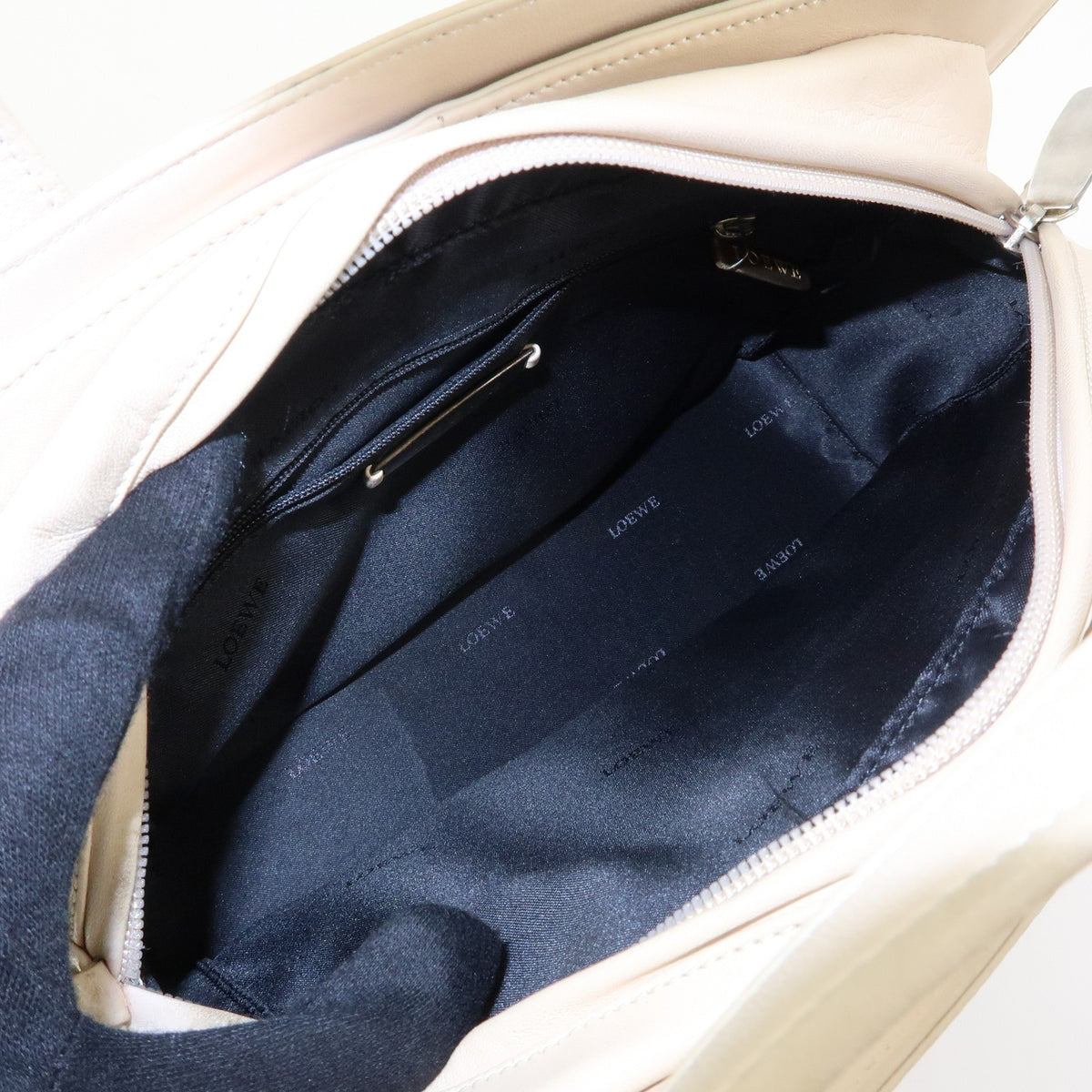 Loewe Anagram Leather Beige Leather Tote Bag Bag (Pre-Owned)