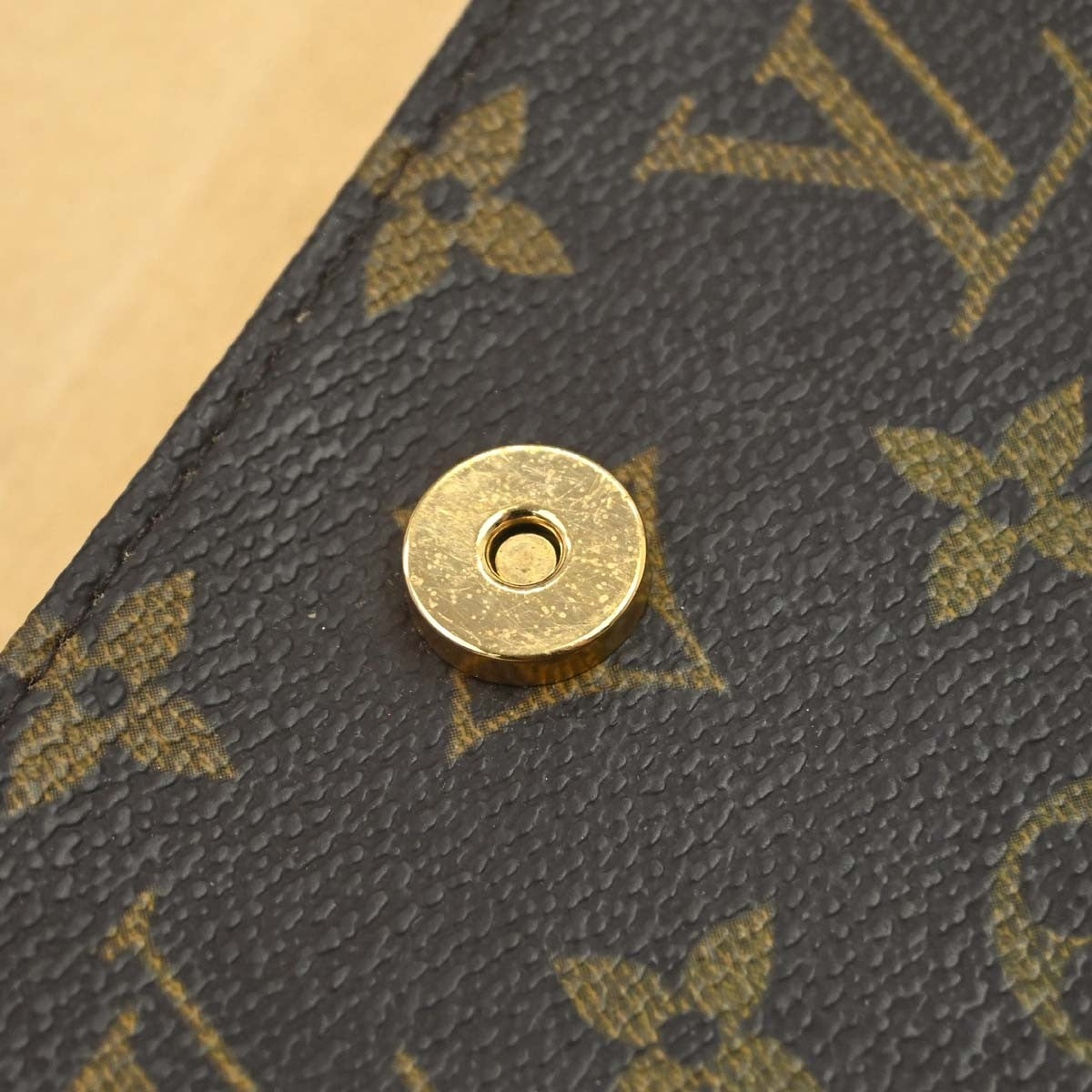 Louis Vuitton Florentine Waist Monogram Canvas Brown Canvas Clutche & Pouche Bag (Pre-Owned)