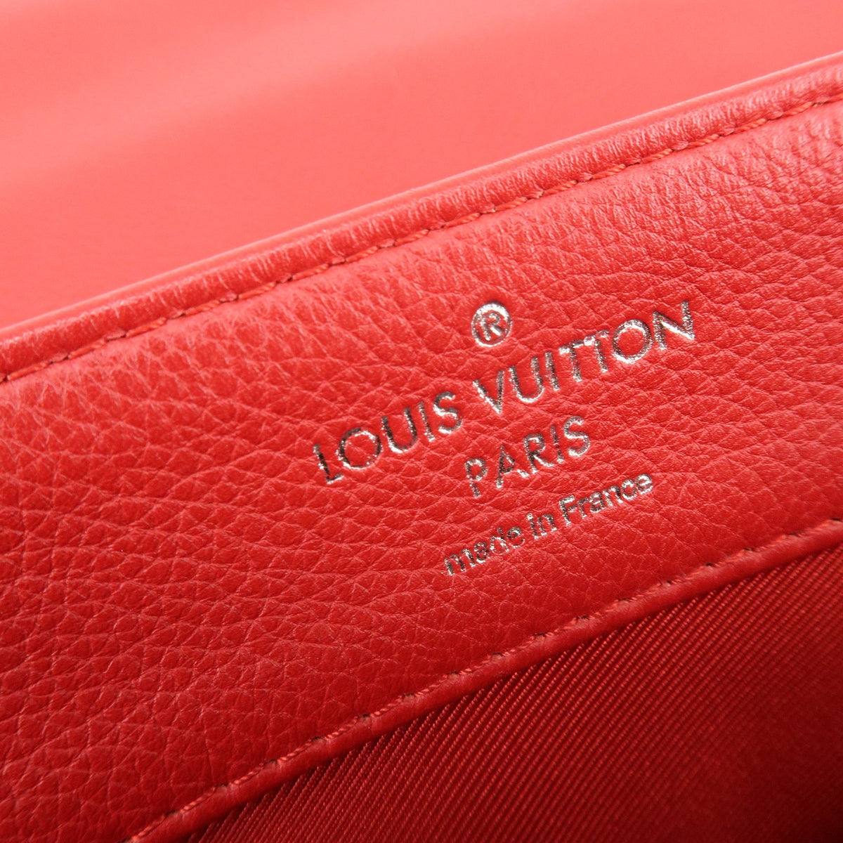 Louis Vuitton Lockme Ii Leather Red Leather Shoulder Bag Bag (Pre-Owned)
